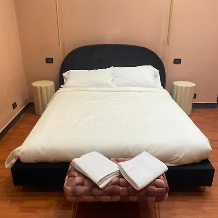 Talia - Genoa With 24-hour Check-in Near Brignole Station